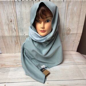 The North Face Supine Scarf Jadeite Green Snap Closure Versatile